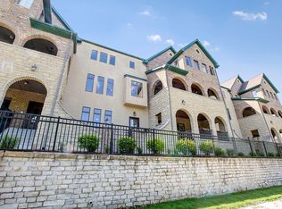 679 Talcott Ave, Lemont, IL 60439