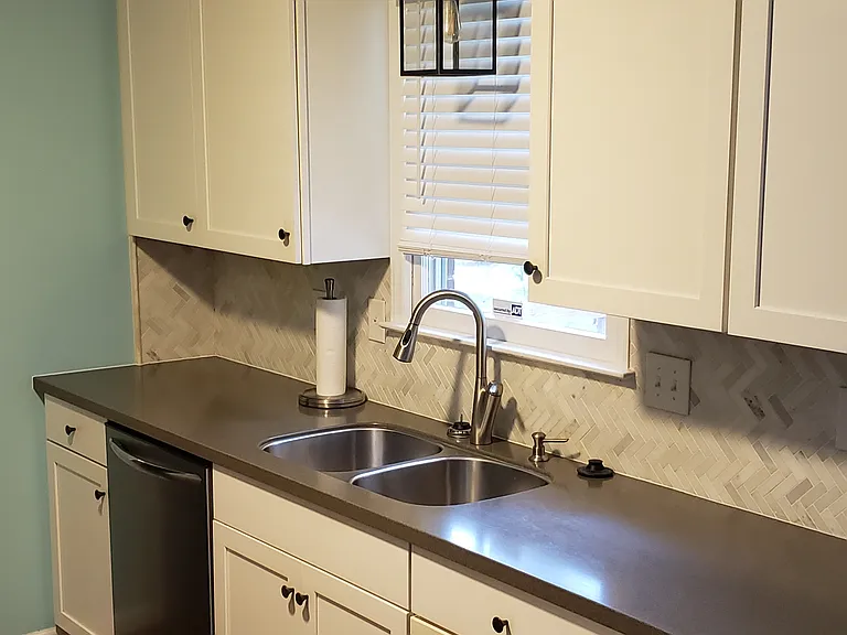 100 Jackie Ave — Photo 6