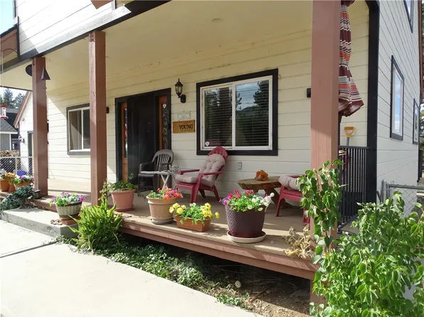 2097 Fox Rd, Big Bear City, CA 92314