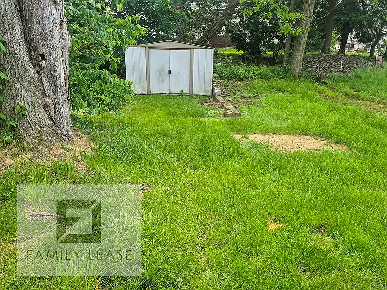 806 Morton St — Photo 47