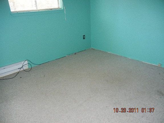 2nd image of 2107 Cottonwood Ln