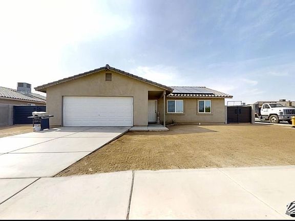 3rd image of 7805 E 45th St