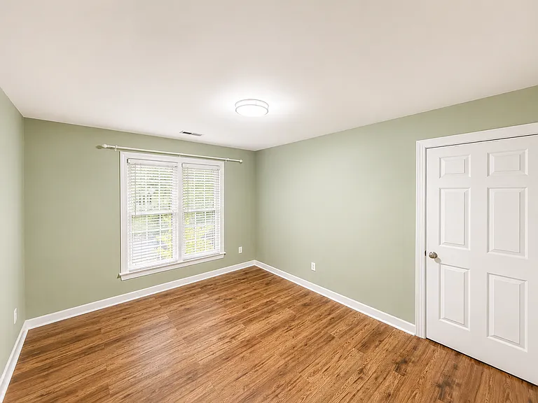 207 Custer Trl — Photo 16