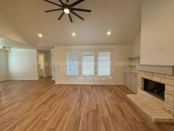 2nd image of 7621 54th St