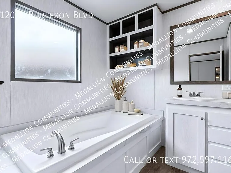 2120 S Burleson Blvd — Photo 9