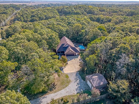 3rd image of 1056 County Road 476