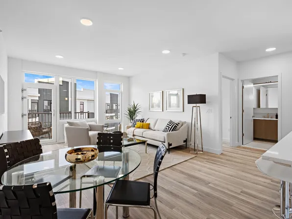 5711 John F Kennedy Boulevard image 1 of 28