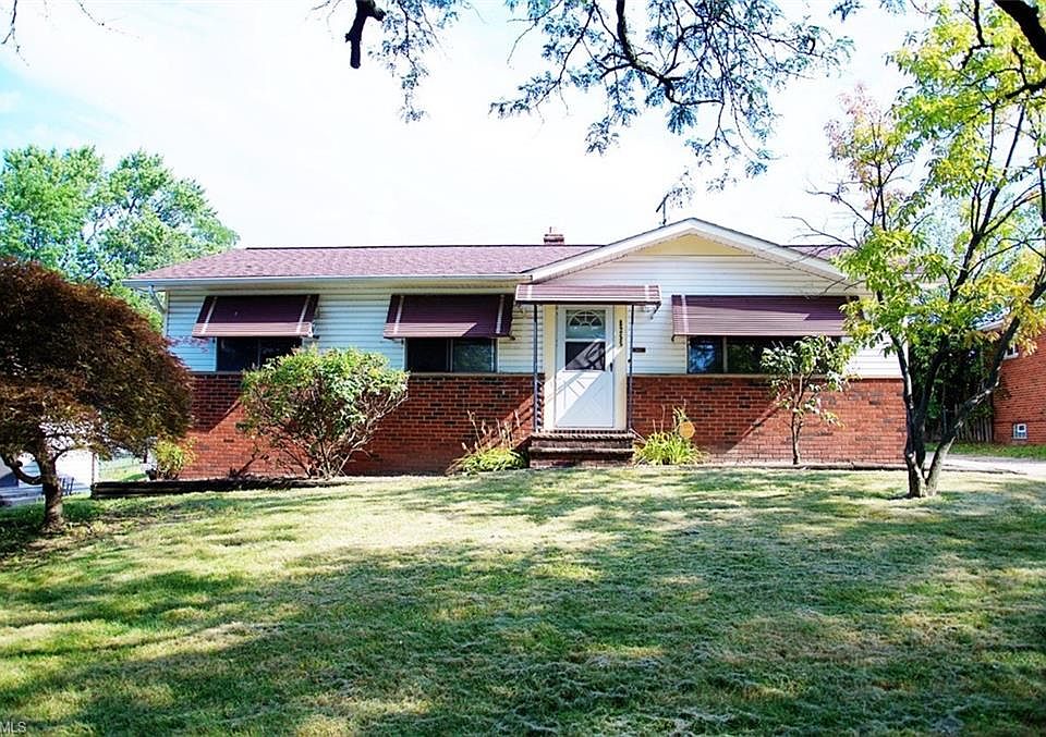 1st image of 8255 Green Dr