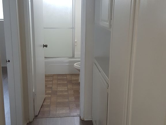 2nd image of 11573 Nebraska Ave #2