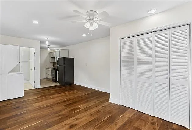 1 bed, 1.0 bath, 392 sqft, $1,100 — Photo 4