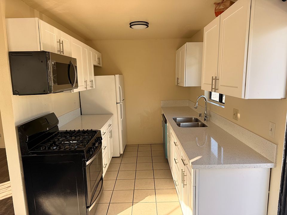 1st image of 3662 Van Dyke Ave APT 4