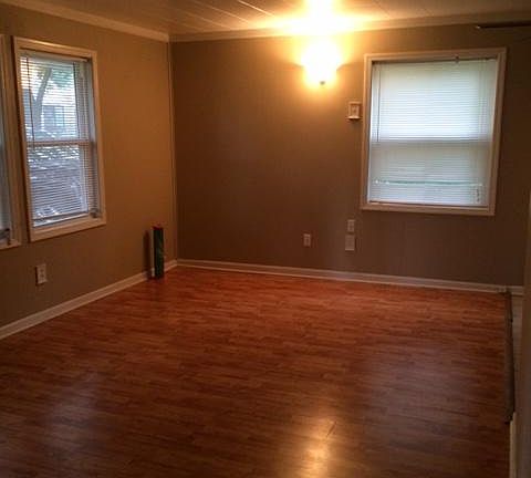 5th image of 2701 S 51st Ct