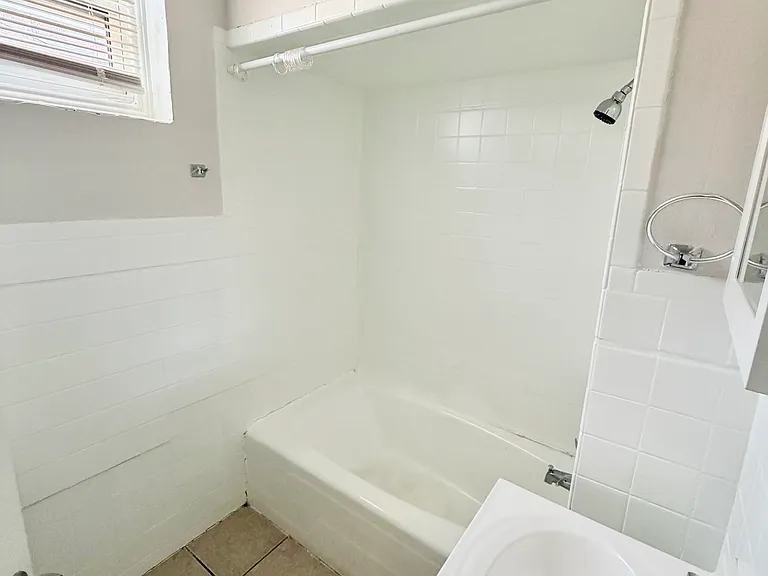 2054 E Stella St — Photo 14
