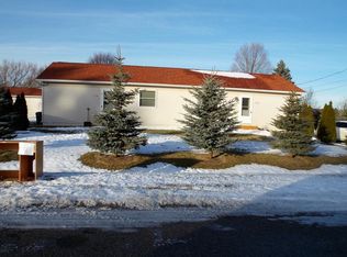 1102&1130 Borden Dr, Gaylord, MI