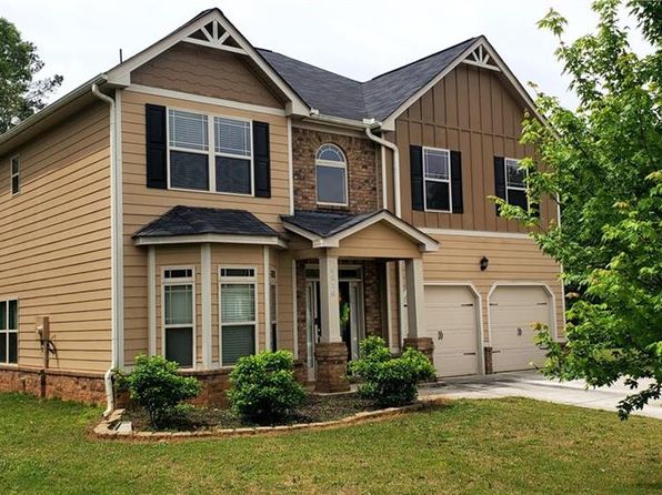 6816 Diamond Dr, Rex, GA 30273