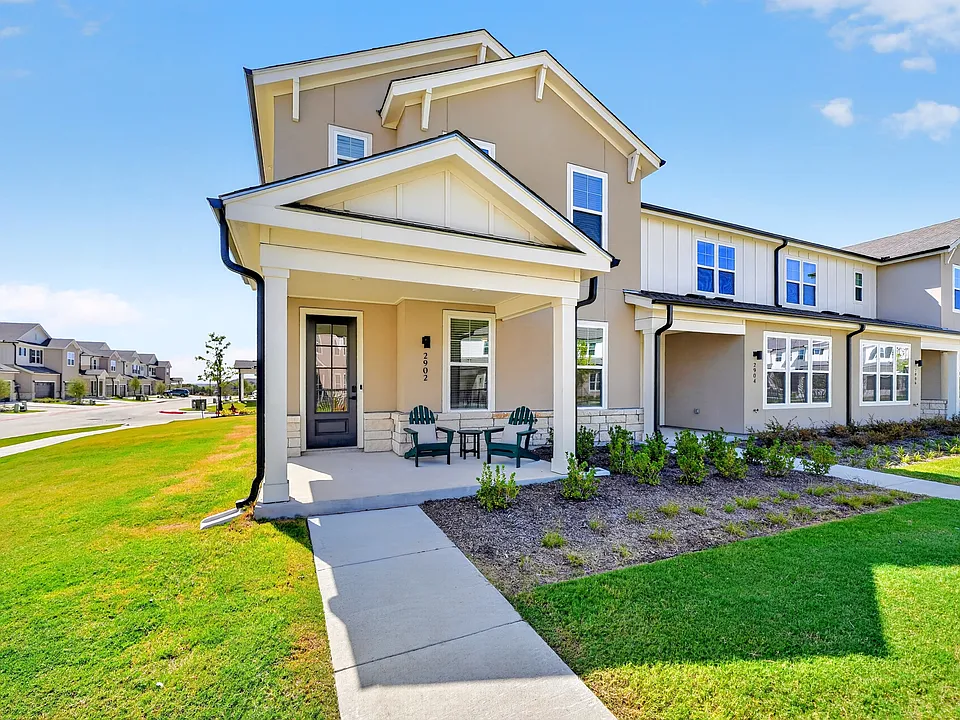 2902 Serenity Ln