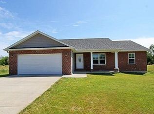 142 Old Towne Ln, Cape Girardeau, MO 63701