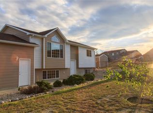 520 Homewood Park Dr, Billings, MT 59106