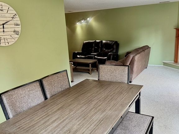 3rd image of 64 Woods Edge Dr #64