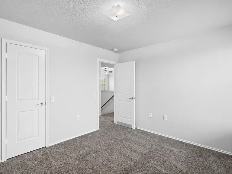 7204 Outfitter Dr — Photo 22