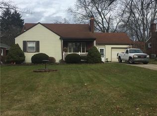 460 Blossom Ave, Campbell, OH