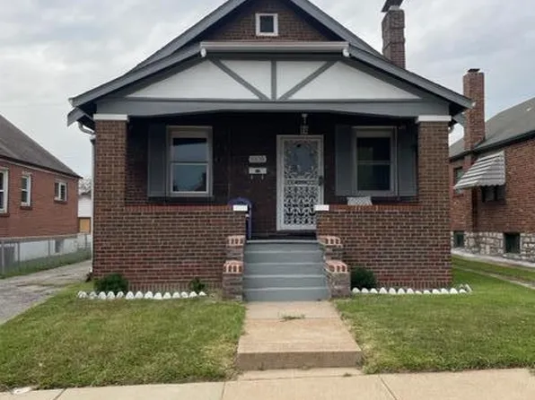 5939 Park Ln, Saint Louis, MO 63147