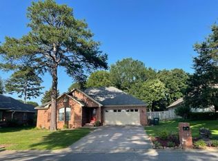 430 Whitney Woods Rd, Conway, AR 72034