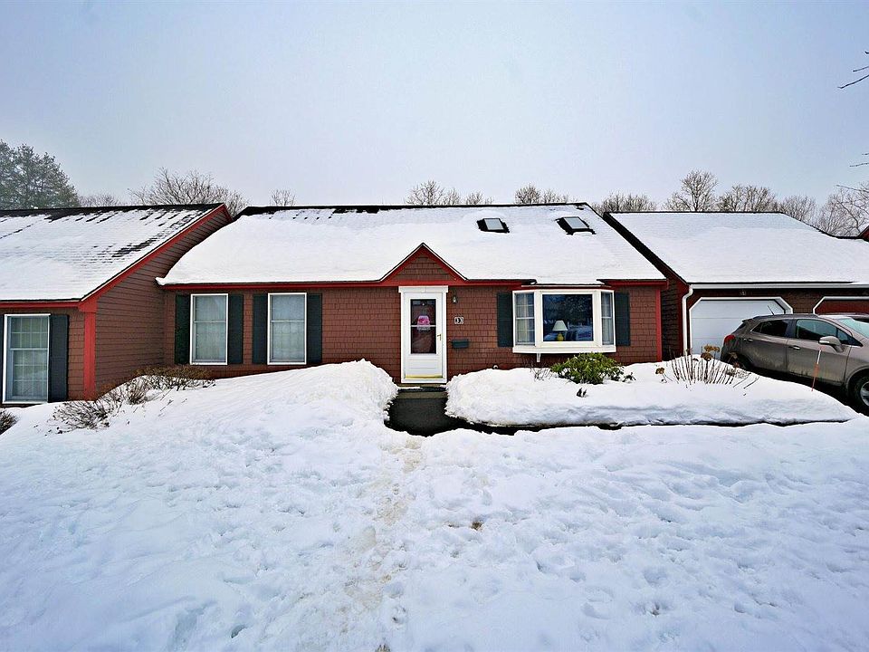2nd image of 33 Cortland Cir #33