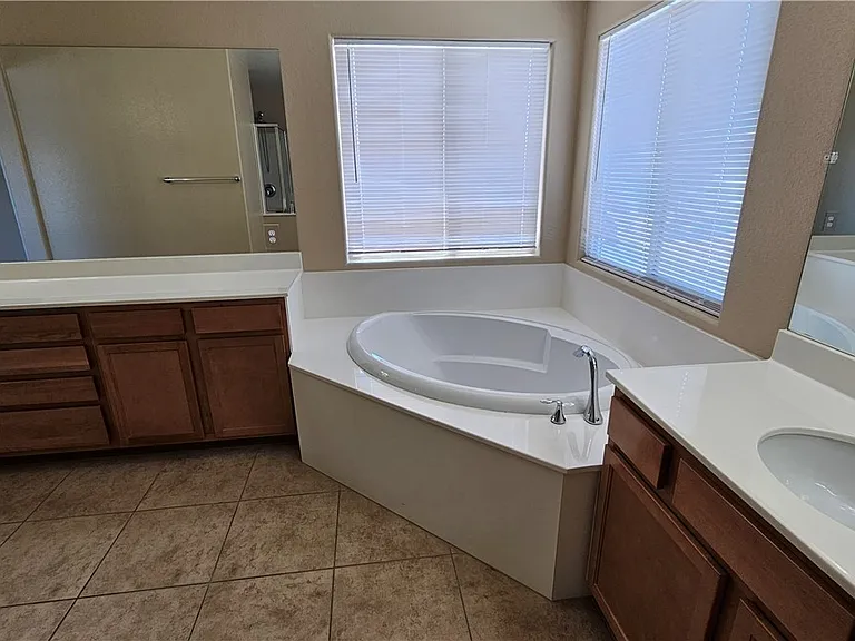 8685 Sparrow Desert Ave — Photo 22