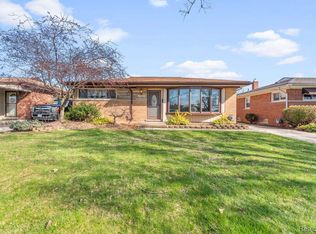 12998 Edison St, Southgate, MI 48195