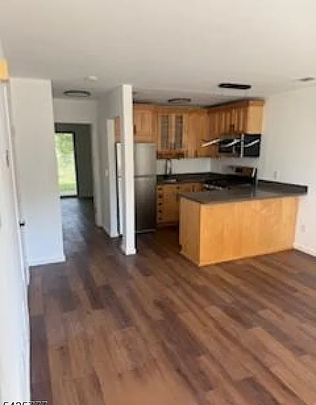 407 Orchard Meadows Dr — Photo 1