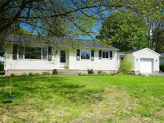 4th image of 21 Sunnyside Ln