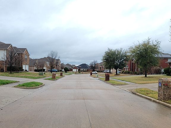 5th image of 5813 Colby Dr