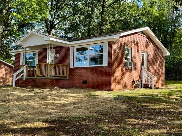 603 McNutt Dr, Haleyville, AL 35565