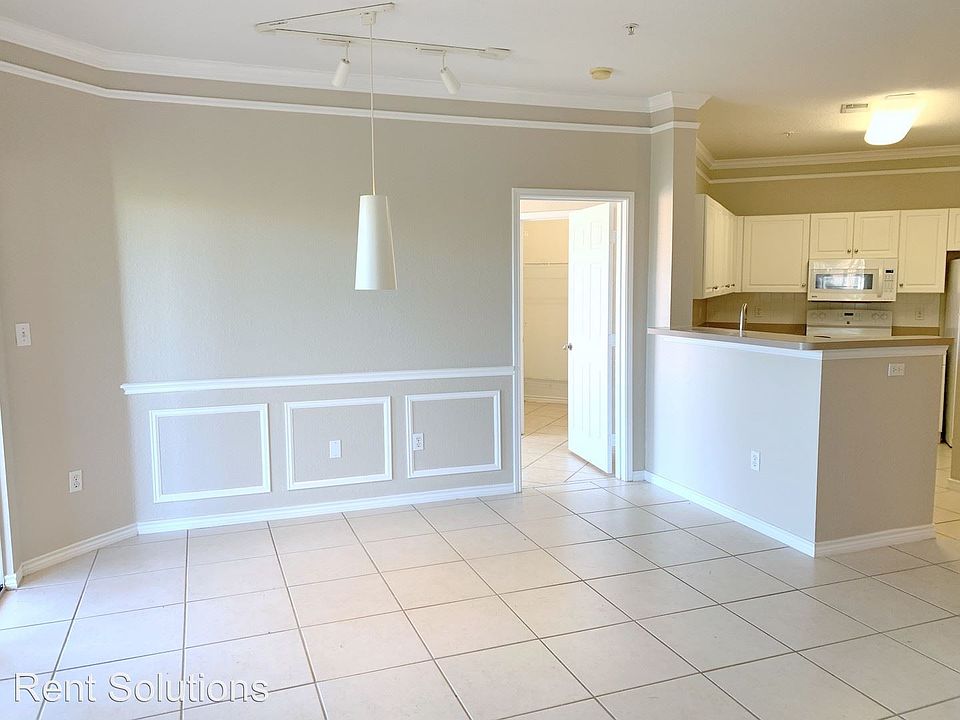 1st image of 4323 Bayside Village Dr APT 212