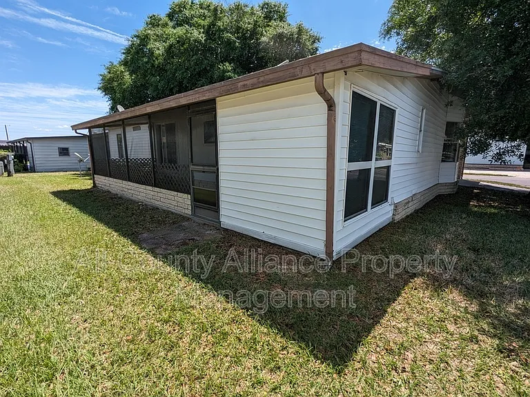 34335 Lodge Dr — Photo 25