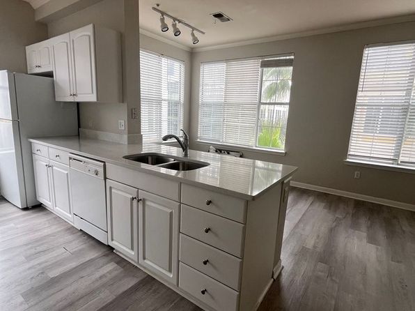 860 N Orange Ave APT 461