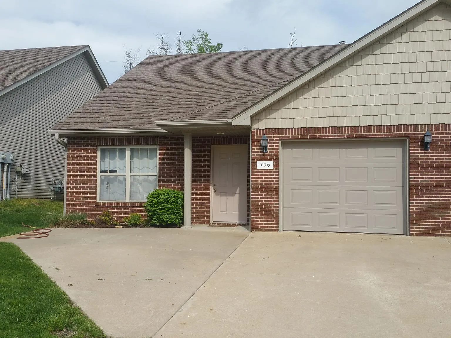 3 bed, 1322 sqft, $1,495 — Photo 3