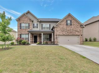 5210 Mirror Lake Dr, Cumming, GA 30028