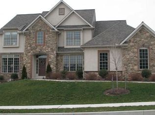 2713 Meadow Cross Way, York, PA 17402