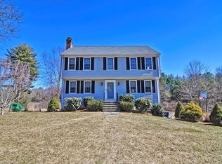 22 Hooksett Cir, Medway, MA 02053