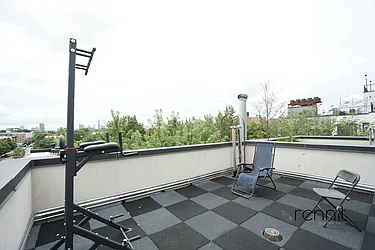 Rented by Rennit Inc.