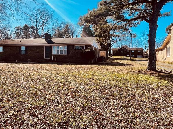 742 Aquadale Rd, Albemarle, NC 28001