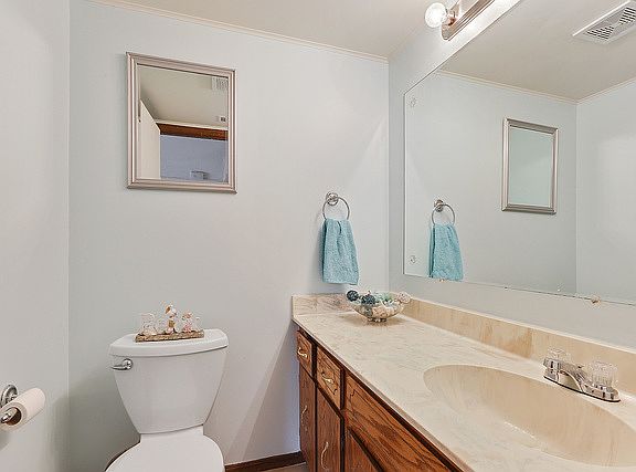 5th image of 8501 W Steven Pl #1