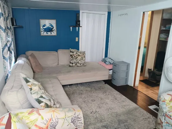 1232 Sunshine Cir, Eustis, FL 32726