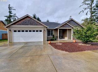1691 Eastwind Ter, Hammond, OR 97121