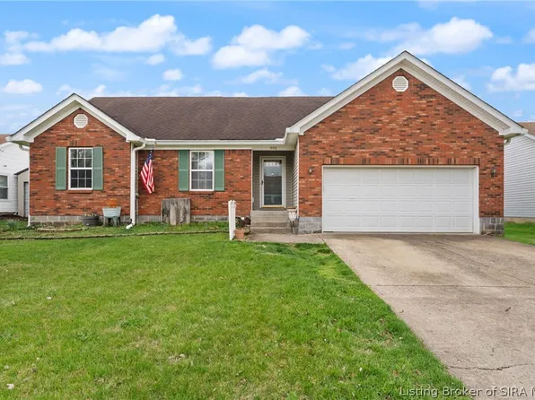 906 Presidential Place, Jeffersonville, IN 47130