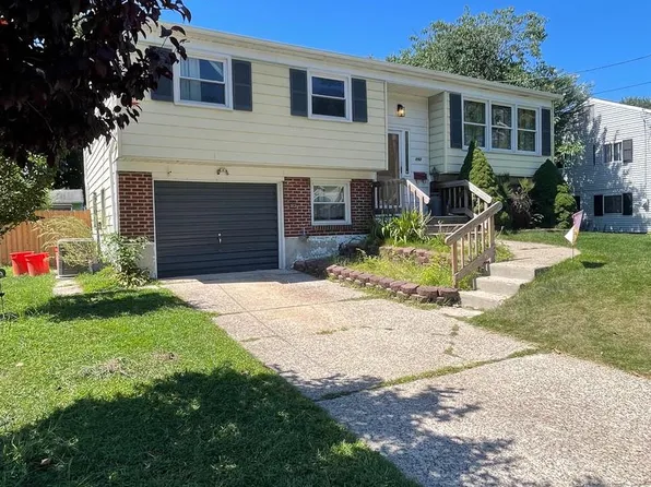 292 Justice Dr, Carneys Pt, NJ 08069