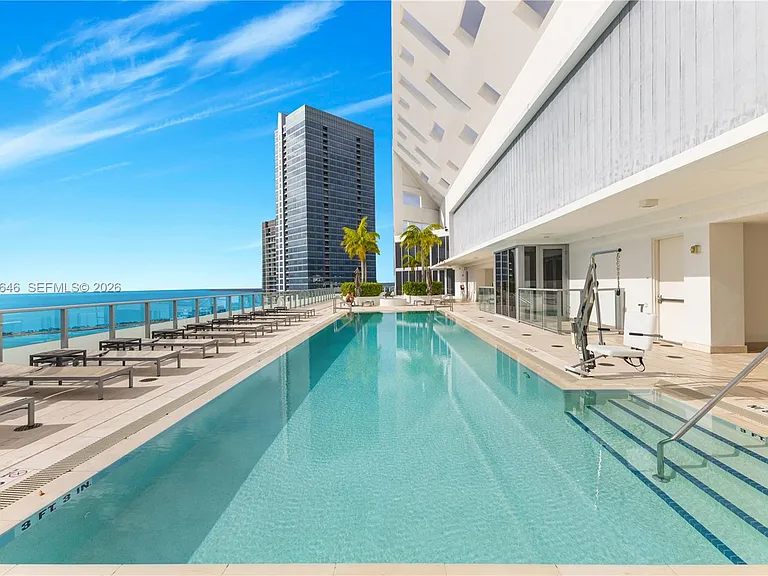 1300 Brickell Bay Dr #10 — Photo 15