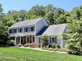 49 Stone Fence Rd, Oakland, NJ 07436